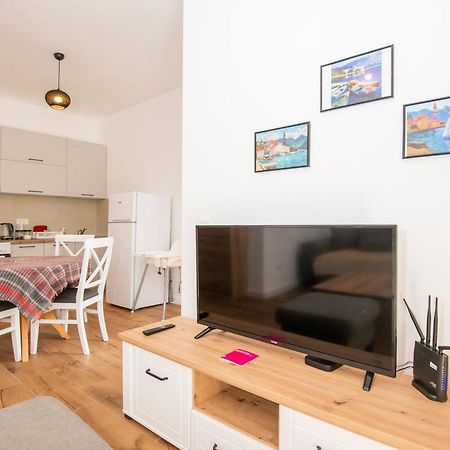 Al Mare Apartments Kotor Eksteriør bilde
